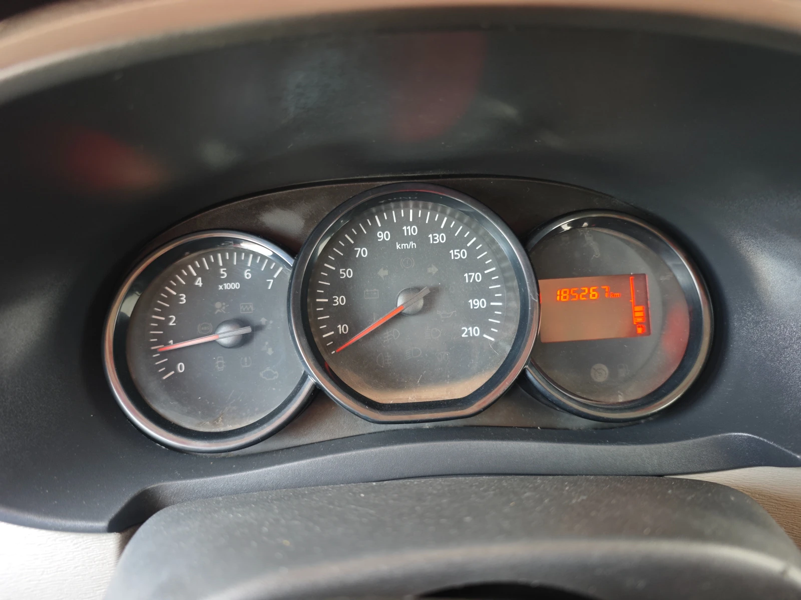 Dacia Lodgy 1.6i* ���* ������� ����. | Mobile.bg � ����������� 16