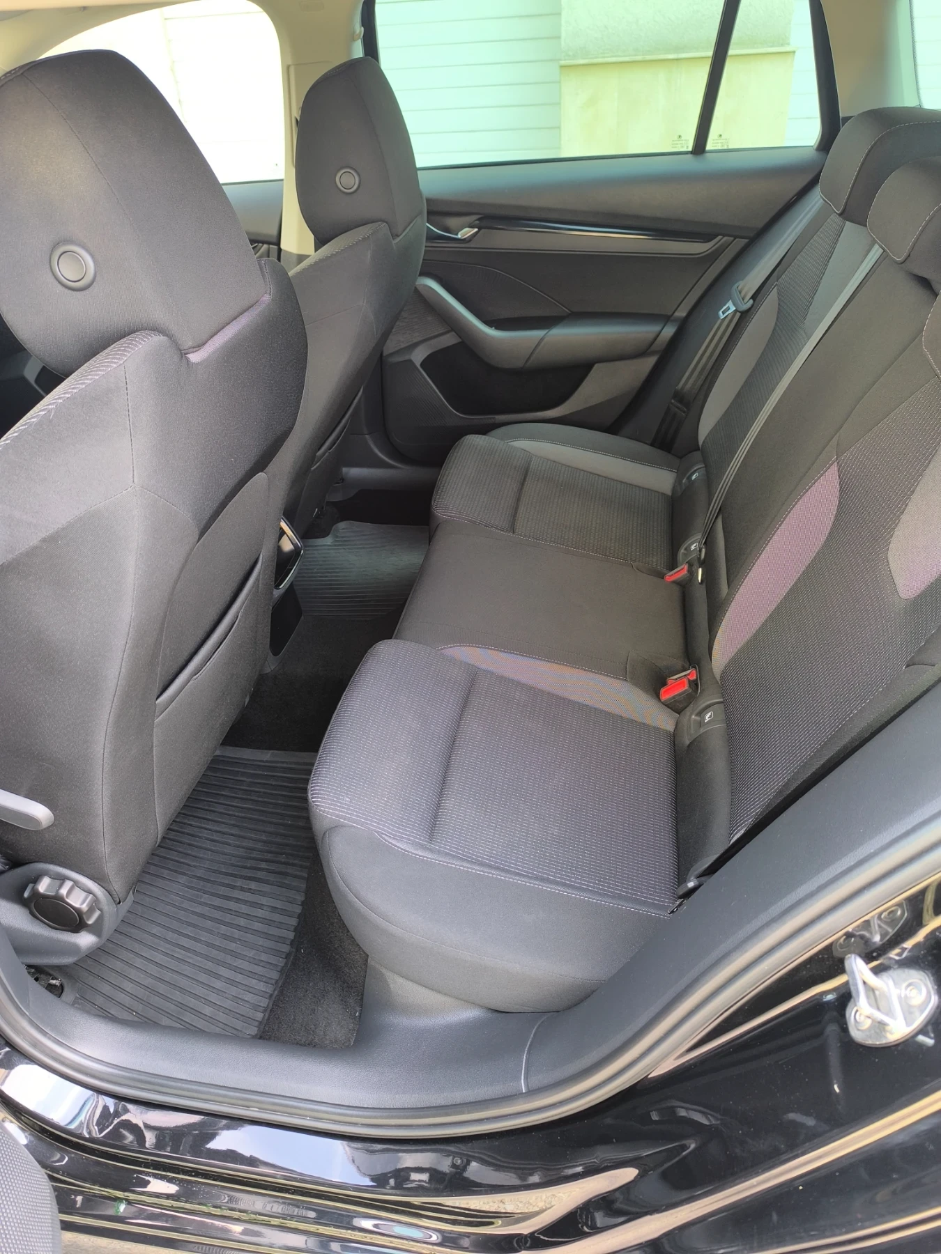 Skoda Octavia �������� �� 12.2027 | Mobile.bg � ����������� 12