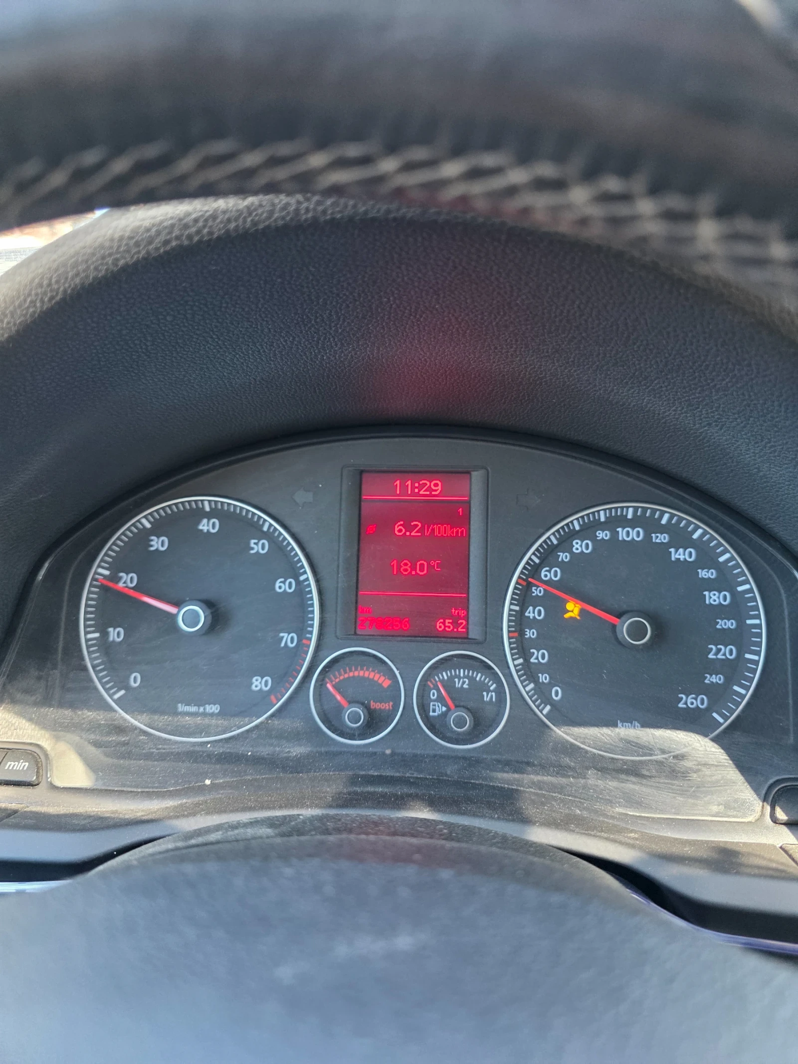 VW Golf, снимка 5 - Автомобили и джипове - 54305705