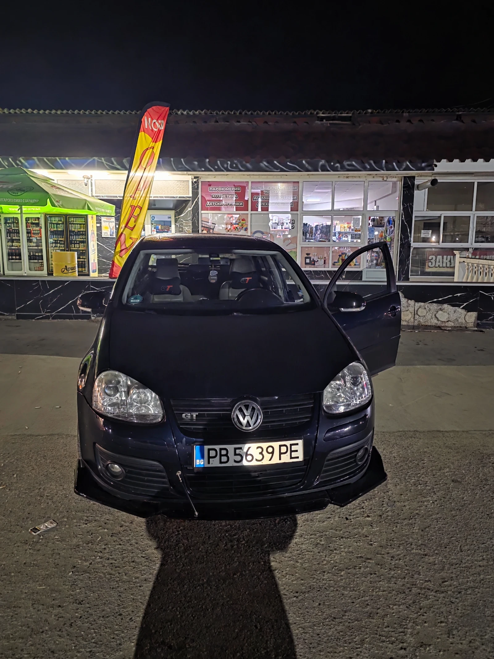 VW Golf, снимка 3 - Автомобили и джипове - 54305705