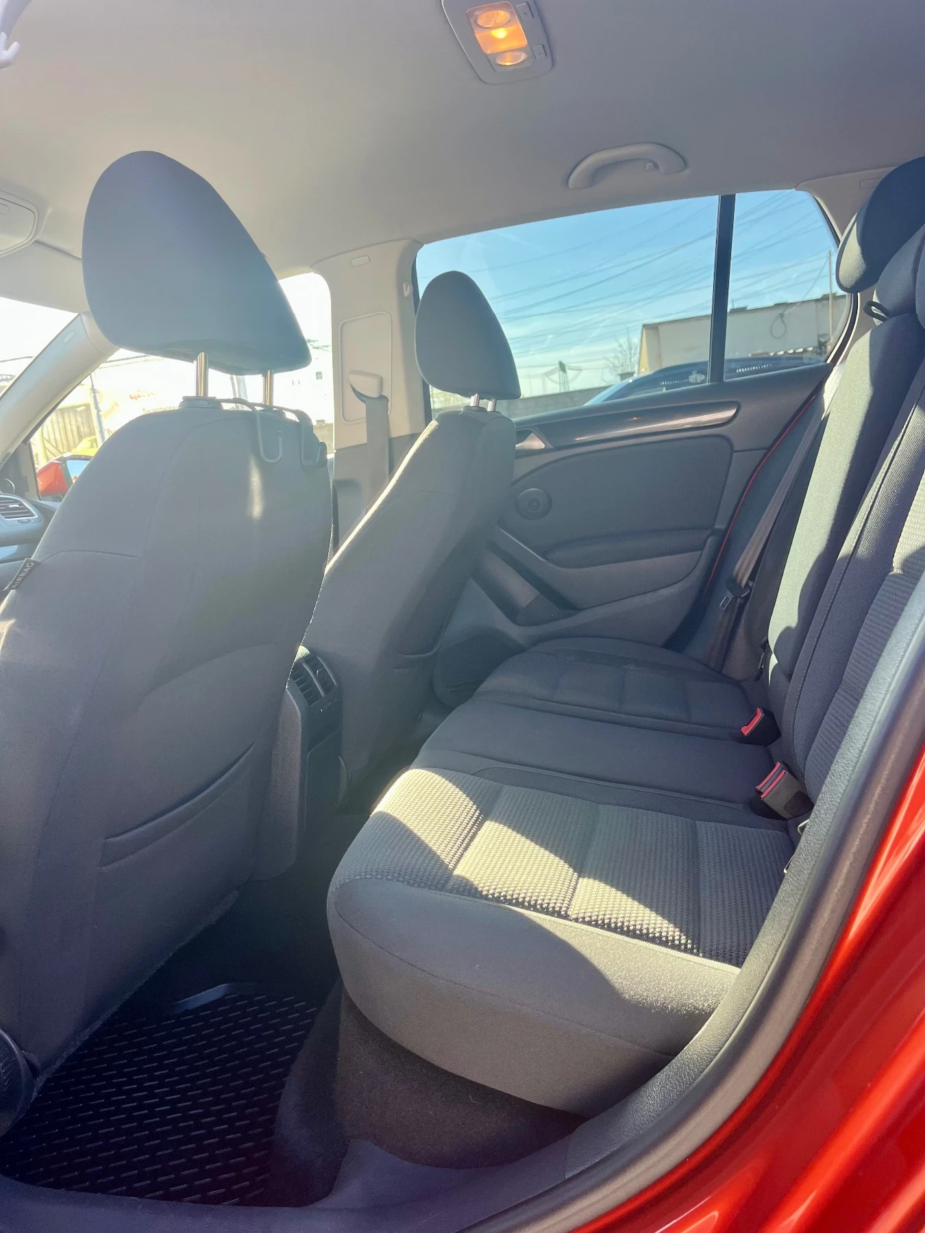 VW Golf 2.0 TDI 4MOTION, снимка 11 - Автомобили и джипове - 54371687