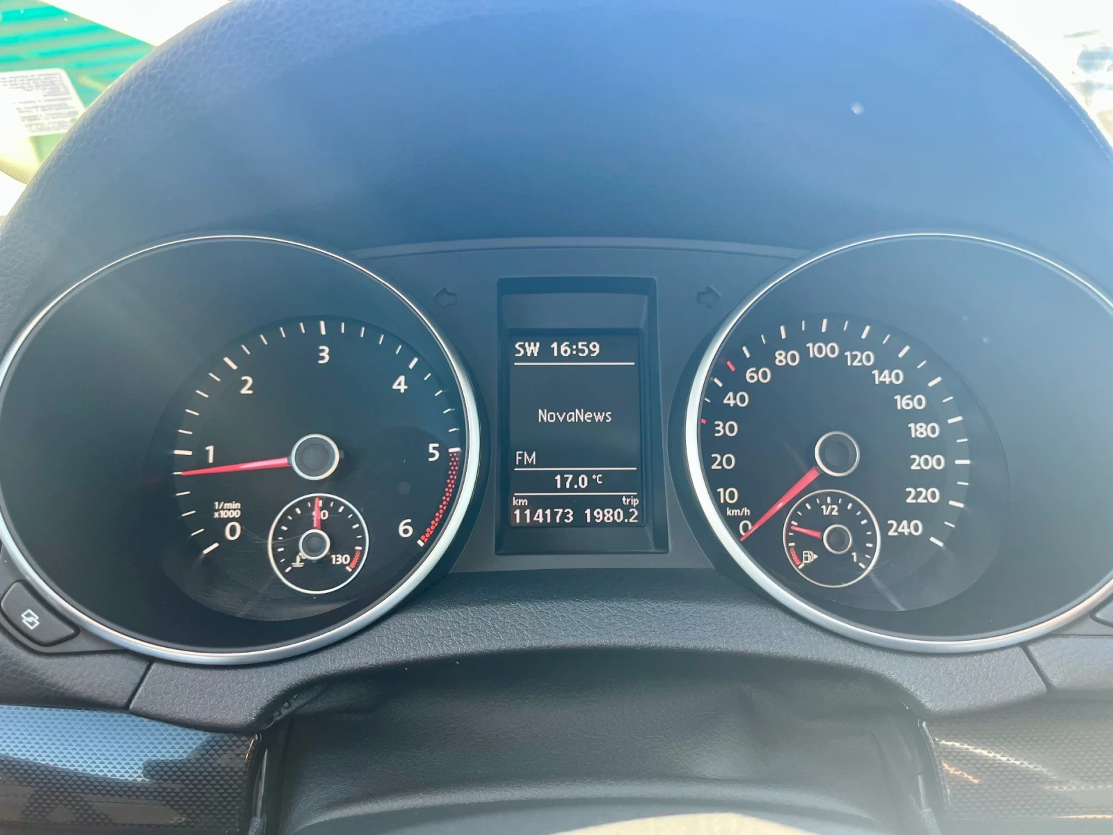 VW Golf 2.0 TDI 4MOTION, снимка 14 - Автомобили и джипове - 54371687