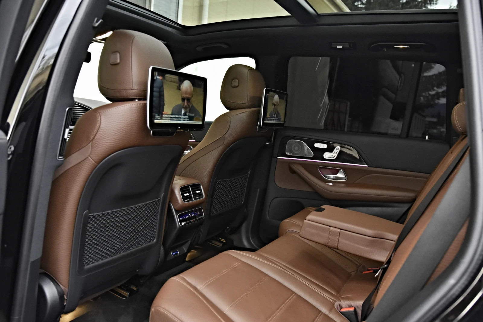 Mercedes-Benz GLS 450 D 4M 3xTV AMG Optik 360 DIGITALI LIGHT MAYBACH23 , снимка 16 - Автомобили и джипове - 54457514