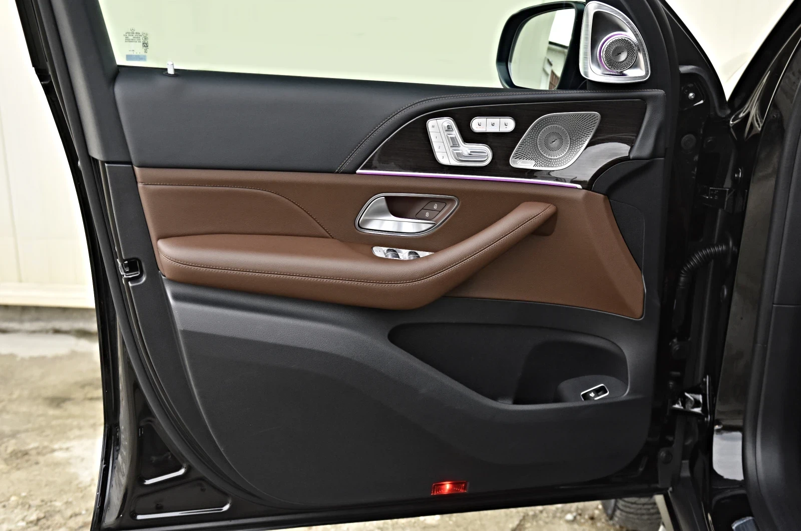 Mercedes-Benz GLS 450 D 4M 3xTV AMG Optik 360 DIGITALI LIGHT MAYBACH23 , снимка 15 - Автомобили и джипове - 54457514