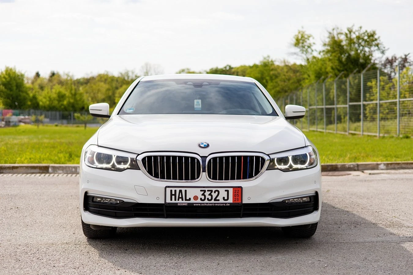 BMW 520, снимка 2 - Автомобили и джипове - 54459565
