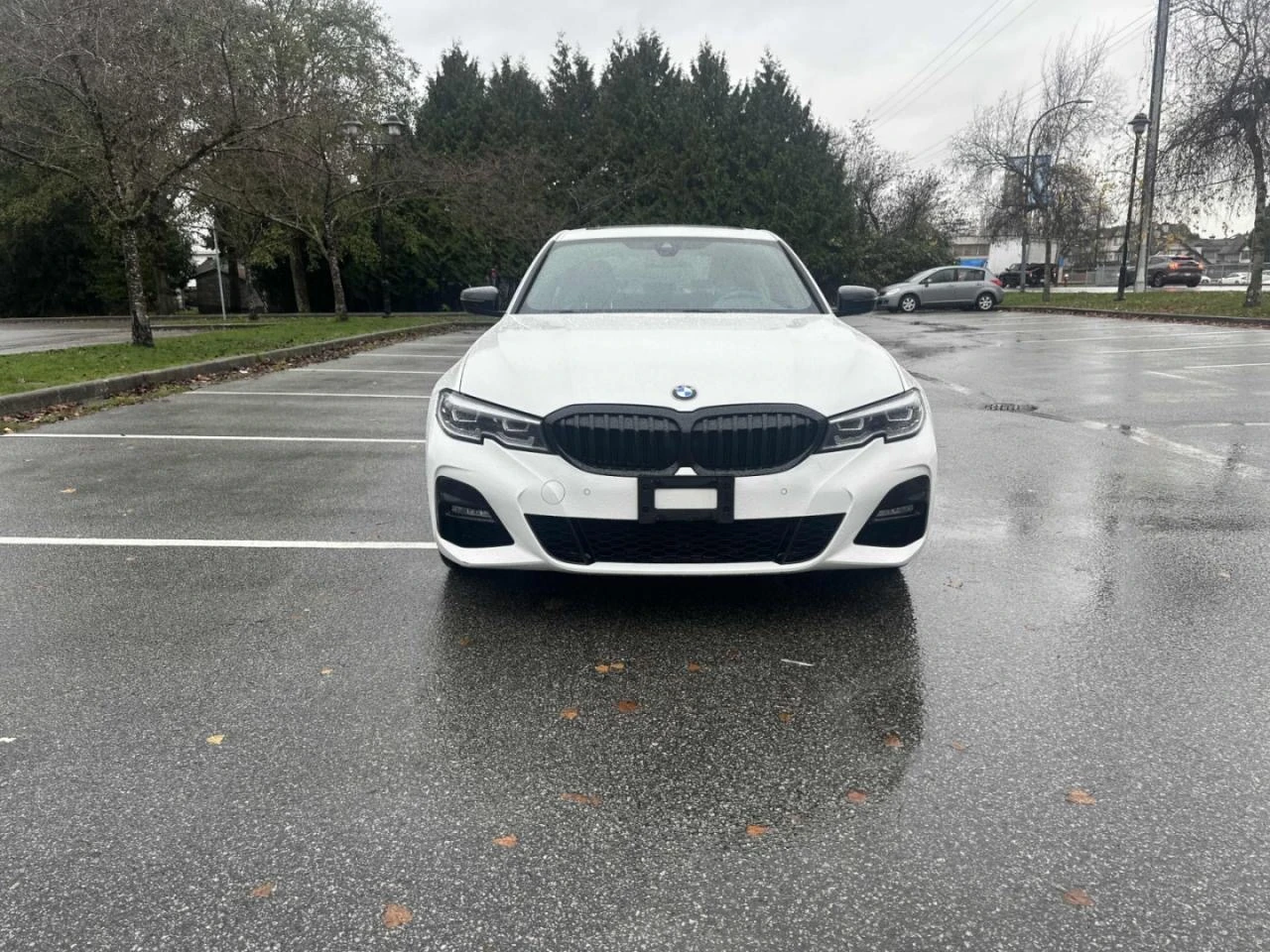 BMW 330 E * M Пакет * Shadow Line * Подгрев, снимка 2 - Автомобили и джипове - 54596898
