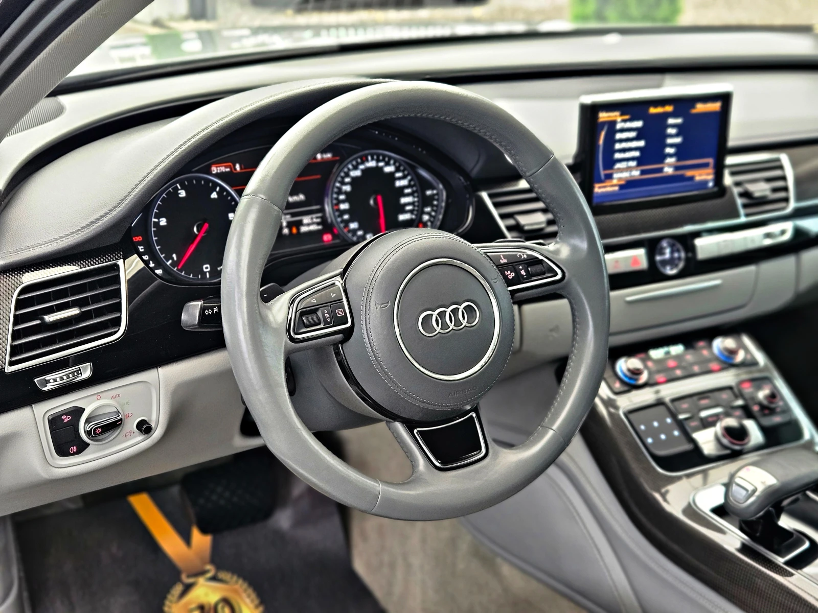 Audi A8 MATRIX/NARDO GREY/CAMERA/ПОДГРЕВ/BOSE/AMBIENT/LIZI, снимка 8 - Автомобили и джипове - 54779851