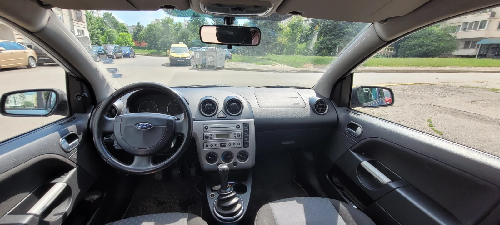 Ford Fiesta, снимка 6 - Автомобили и джипове - 54869372