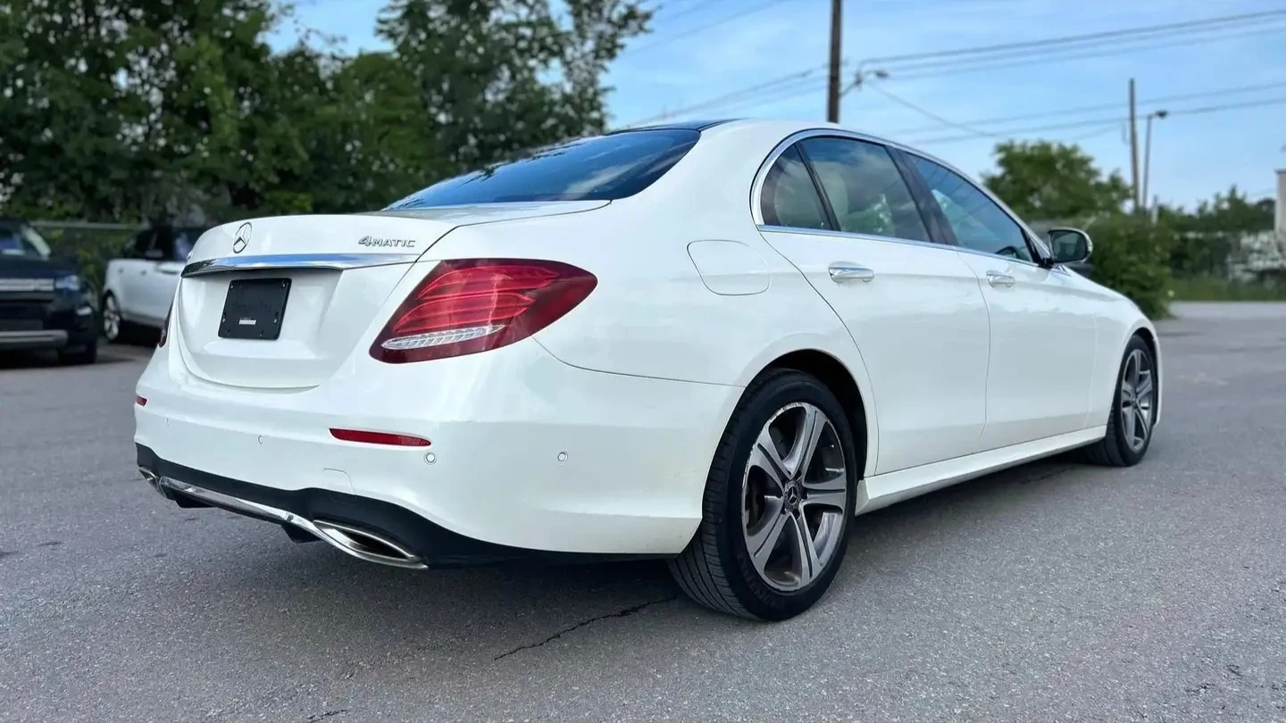 Mercedes-Benz E 450 * Фиксирана цена до БГ * CARFAX * Без инциденти * , снимка 4 - Автомобили и джипове - 55184814