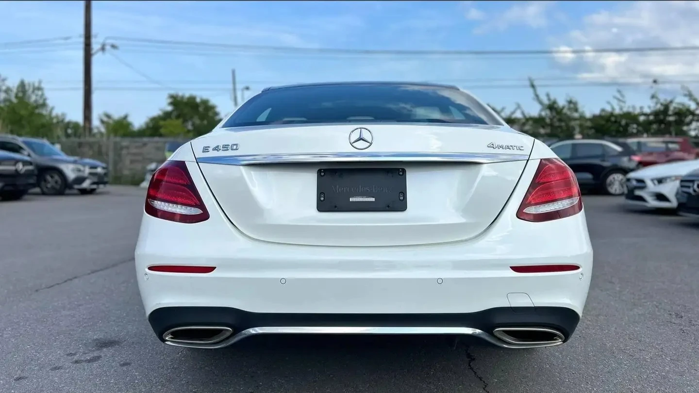 Mercedes-Benz E 450 * Фиксирана цена до БГ * CARFAX * Без инциденти * , снимка 5 - Автомобили и джипове - 55184814