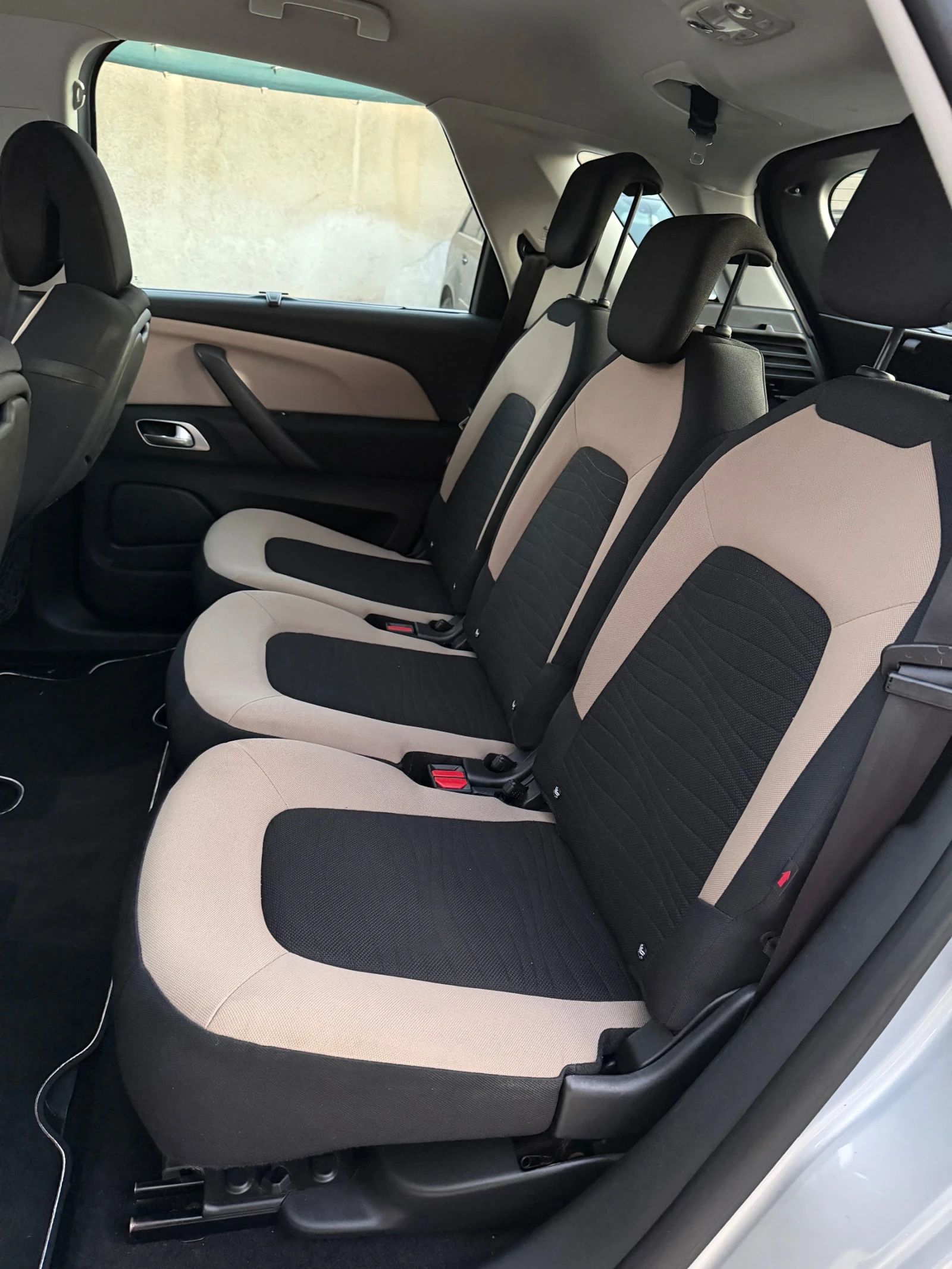 Citroen C4 Picasso 1, 6HDI 115k.c. ?? , снимка 10 - Автомобили и джипове - 55579608