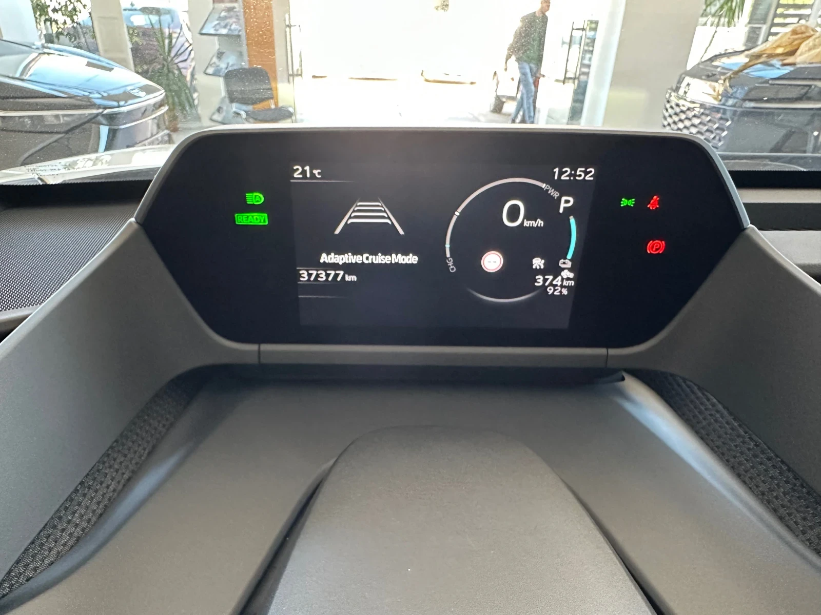 Toyota bZ4X Luxury* AWD, снимка 17 - Автомобили и джипове - 56210712