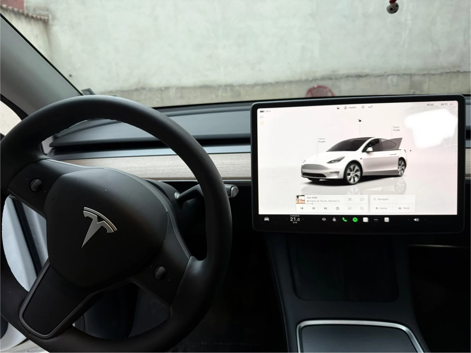 Tesla Model Y, снимка 5 - Автомобили и джипове - 56230652