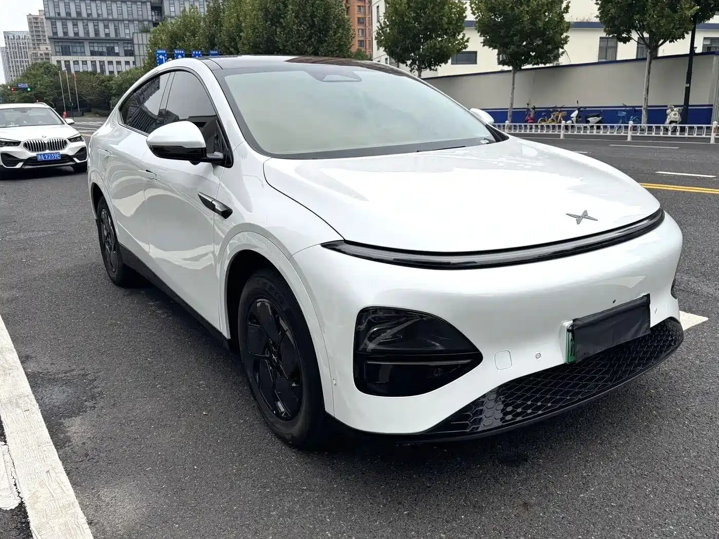 Xpeng G6 625 Long Range Max Tech Edition* КРАЙНА ЦЕНА, снимка 2 - Автомобили и джипове - 56663500