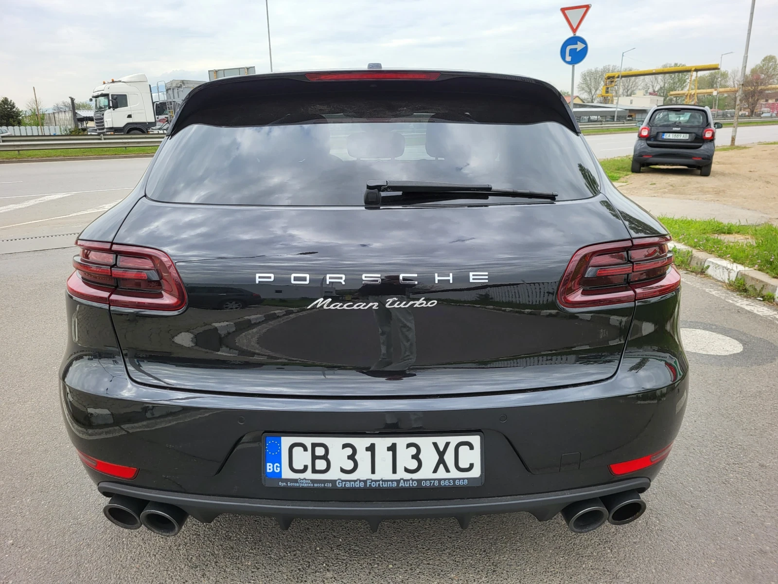Porsche Macan TURBO 3.6 V6 400 KC - изображение 6
