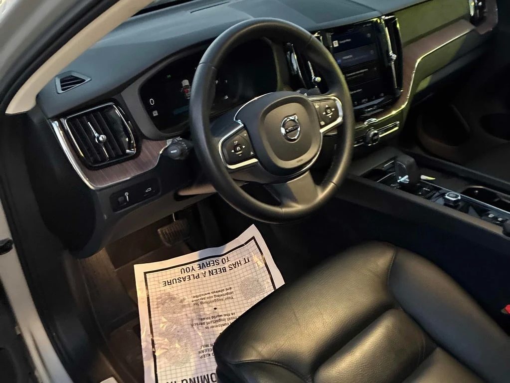 Volvo XC60 * Momentum * CARFAX * БЕЗ ПЪРВОНАЧАЛНА ВНОСКА - изображение 5