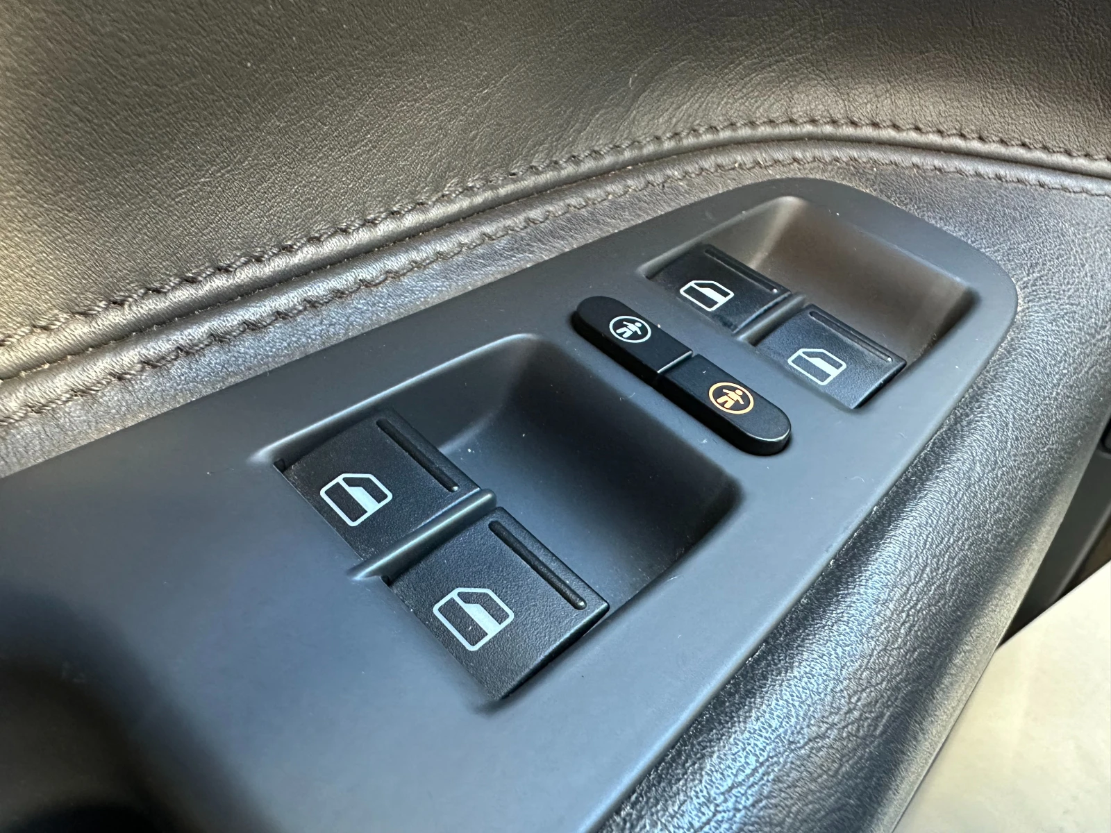 VW Touareg 2.5d 174 ..  | Mobile.bg   15