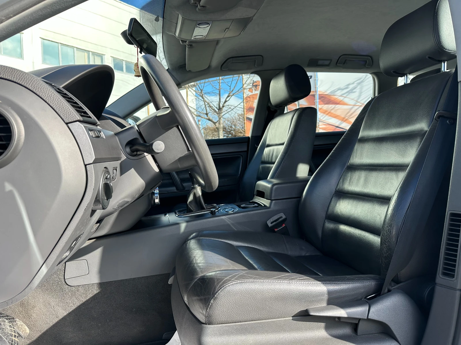 VW Touareg 2.5d 174 к.с.  - изображение 8