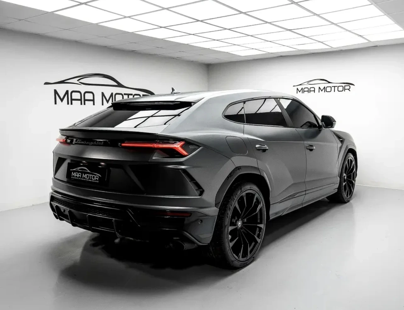 Lamborghini Urus, снимка 4 - Автомобили и джипове - 54334391