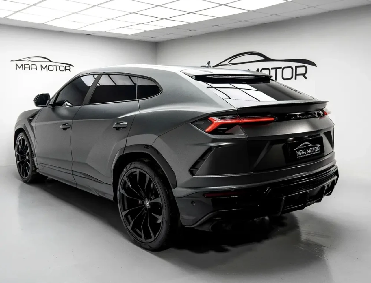 Lamborghini Urus, снимка 6 - Автомобили и джипове - 54334391