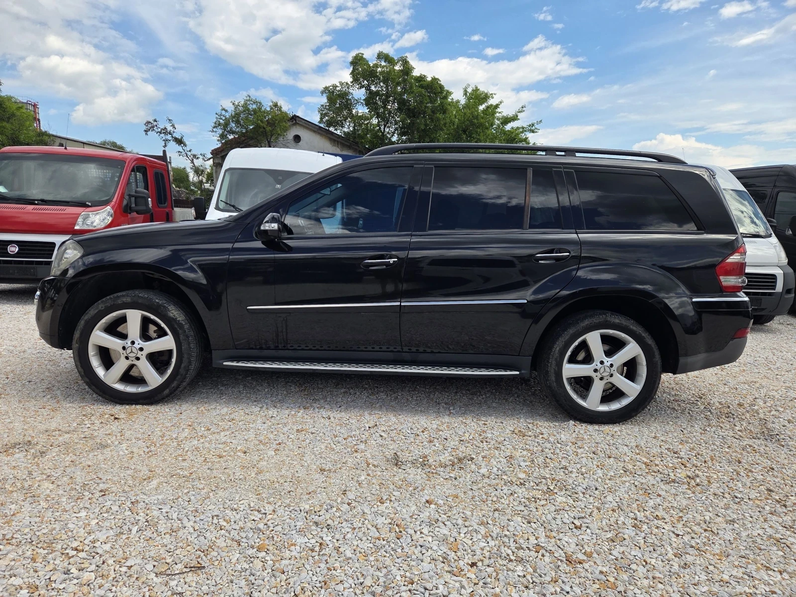 Mercedes-Benz GL 320, снимка 8 - Автомобили и джипове - 54644212