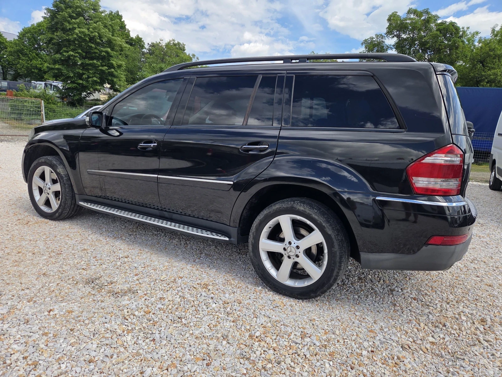 Mercedes-Benz GL 320, снимка 7 - Автомобили и джипове - 54644212