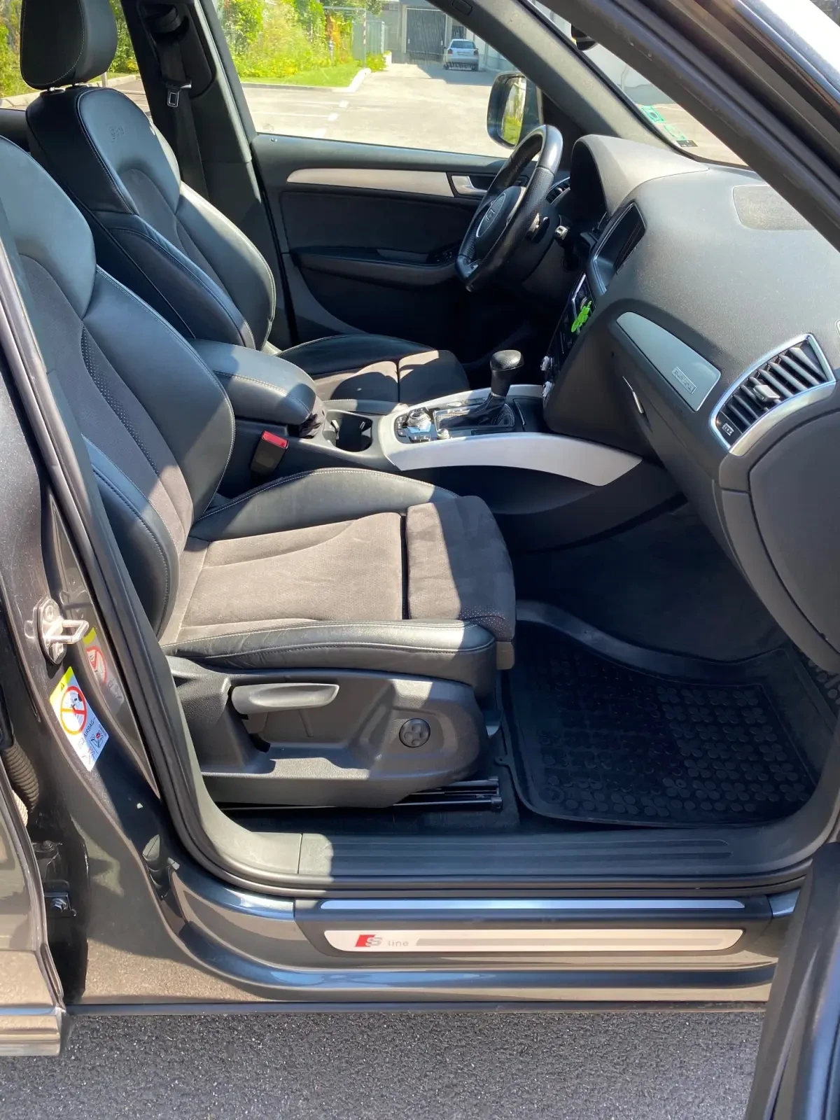 Audi Q5 2.0 TDI QUATTRO, снимка 9 - Автомобили и джипове - 54687572