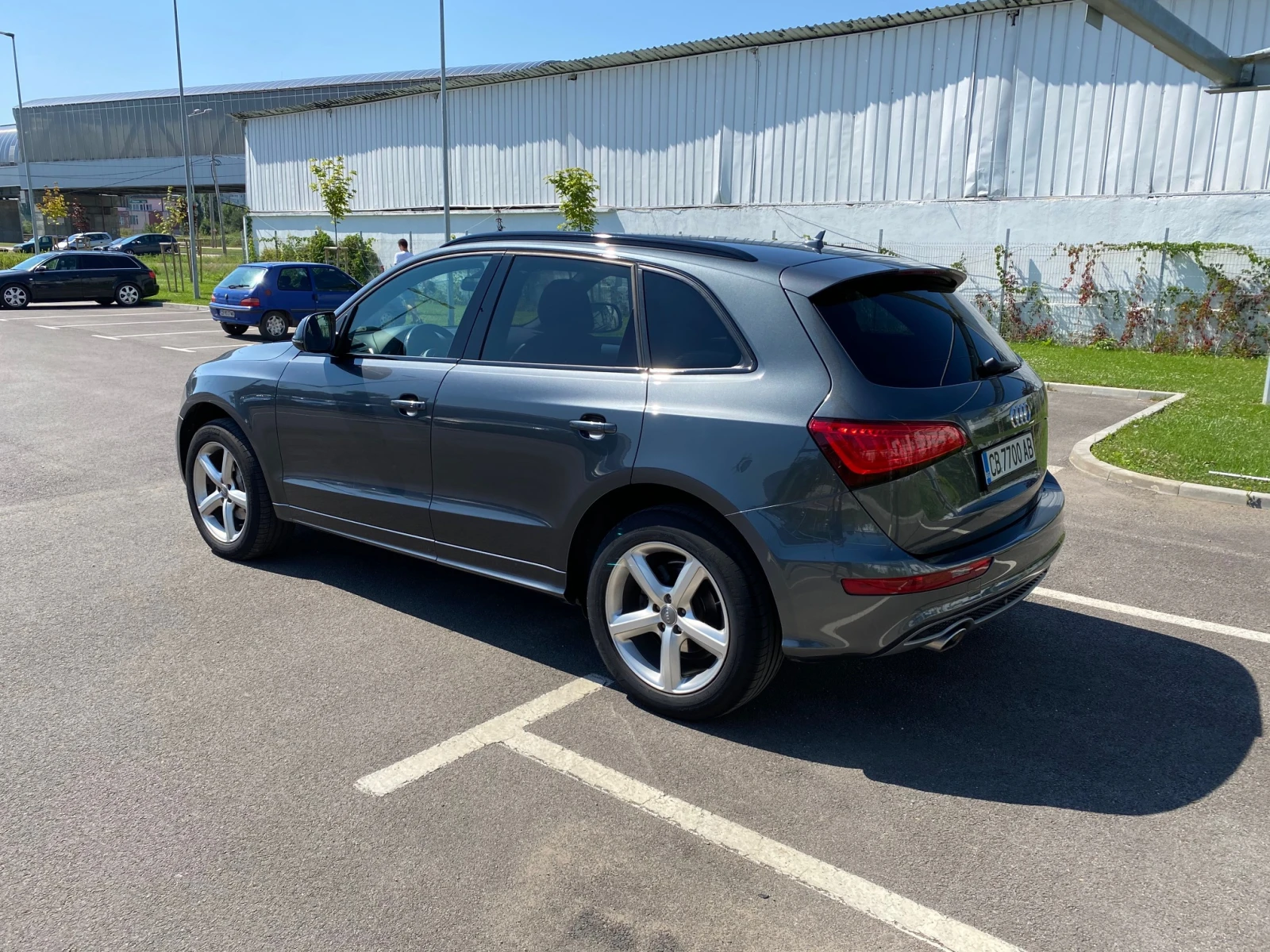 Audi Q5 2.0 TDI QUATTRO, снимка 4 - Автомобили и джипове - 54687572