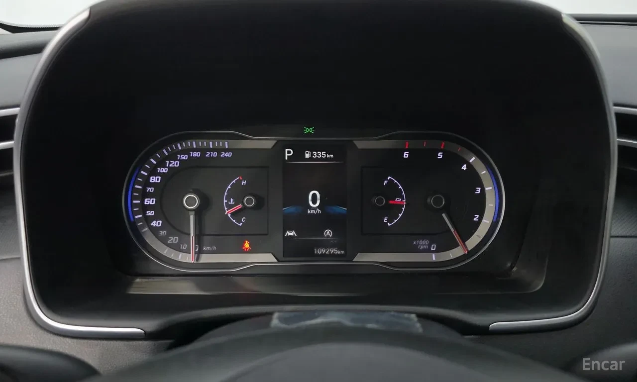 Hyundai Tucson, снимка 8 - Автомобили и джипове - 54710939