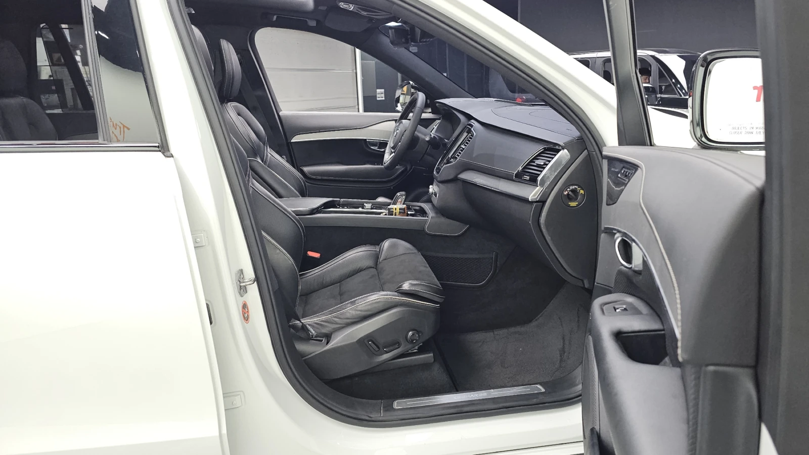 Volvo Xc90 T8* 360* ЕЛ. БАГАЖНИК* BLIND SPOT* HUD* КРАЙНА ЦЕН, снимка 11 - Автомобили и джипове - 55983964