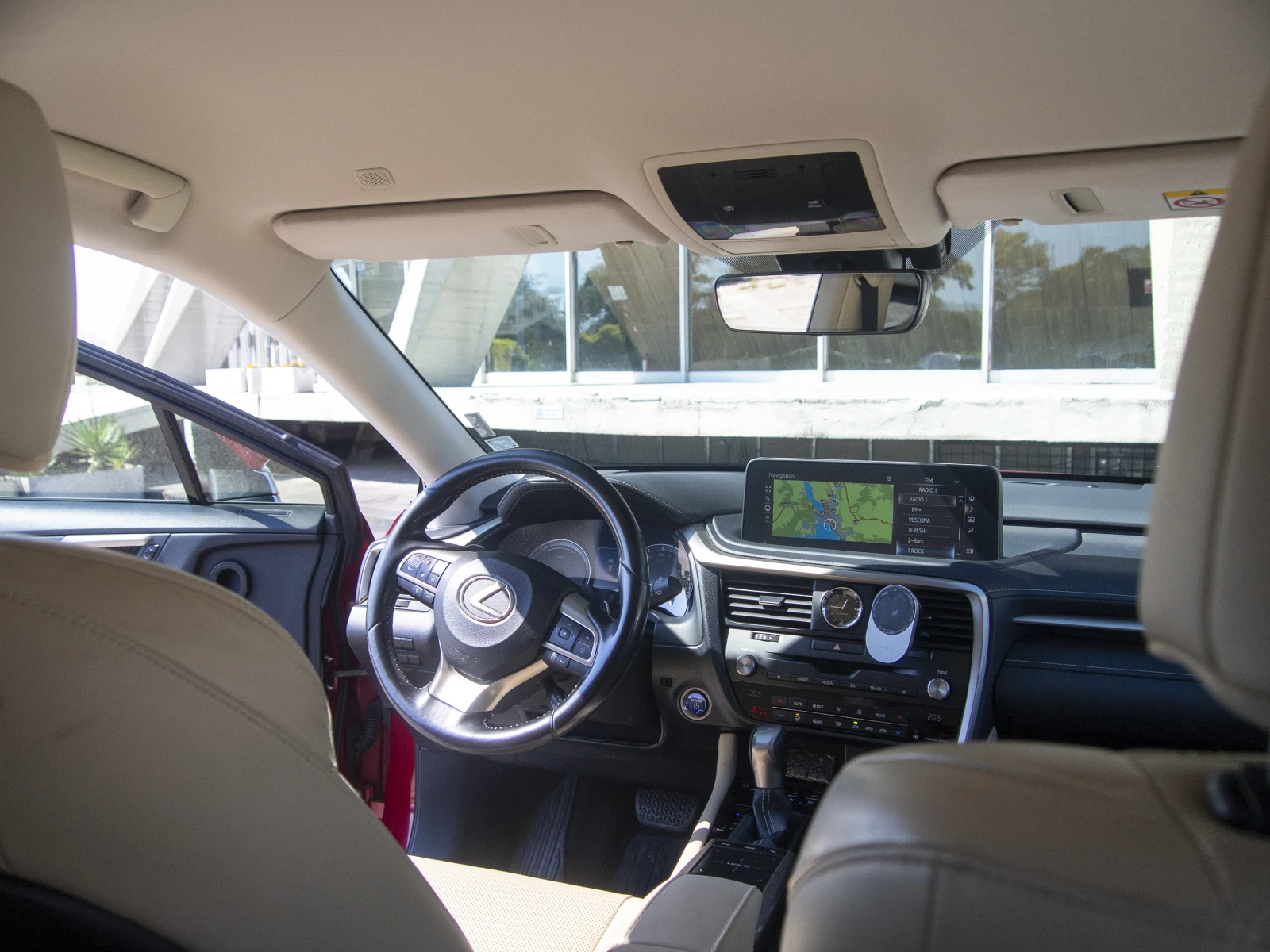 Lexus RX 450hL Luxury, снимка 12 - Автомобили и джипове - 56157371