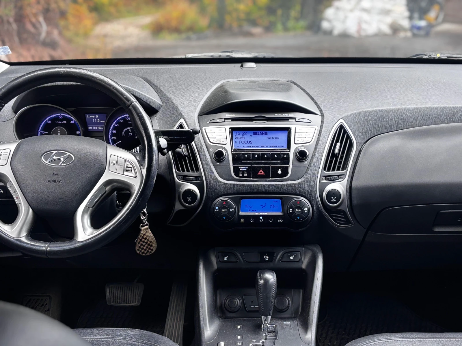 Hyundai IX35, снимка 7 - Автомобили и джипове - 56473267
