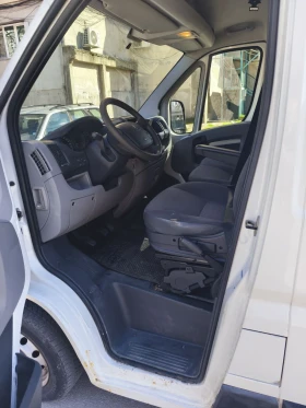 Peugeot Boxer 2.2 HDi Платен данък и застраховка до 02.2027, снимка 5