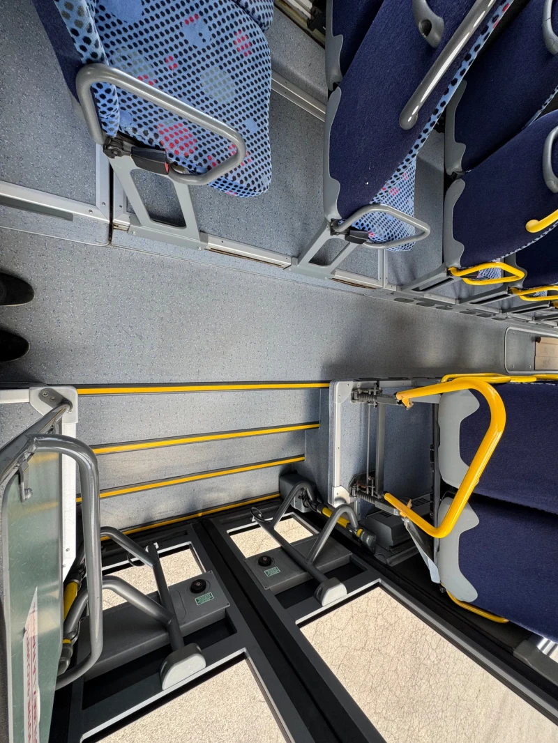 Mercedes-Benz Intouro ME H KLIMA 60 седящи и 21 прав., снимка 10 - Бусове и автобуси - 48167684