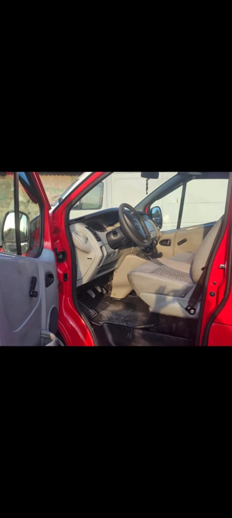 Opel Vivaro  - изображение 8