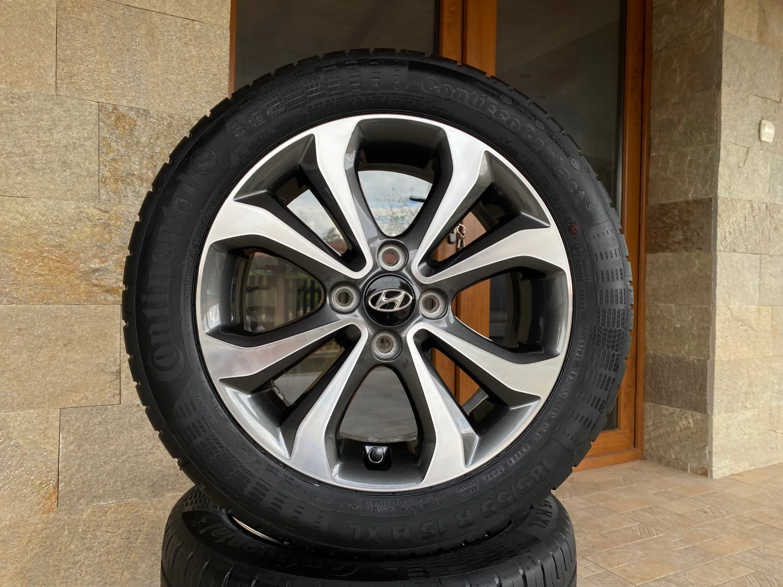 ���� � ������ 185/55R15 �� Hyundai I20 | Mobile.bg � ����������� 2