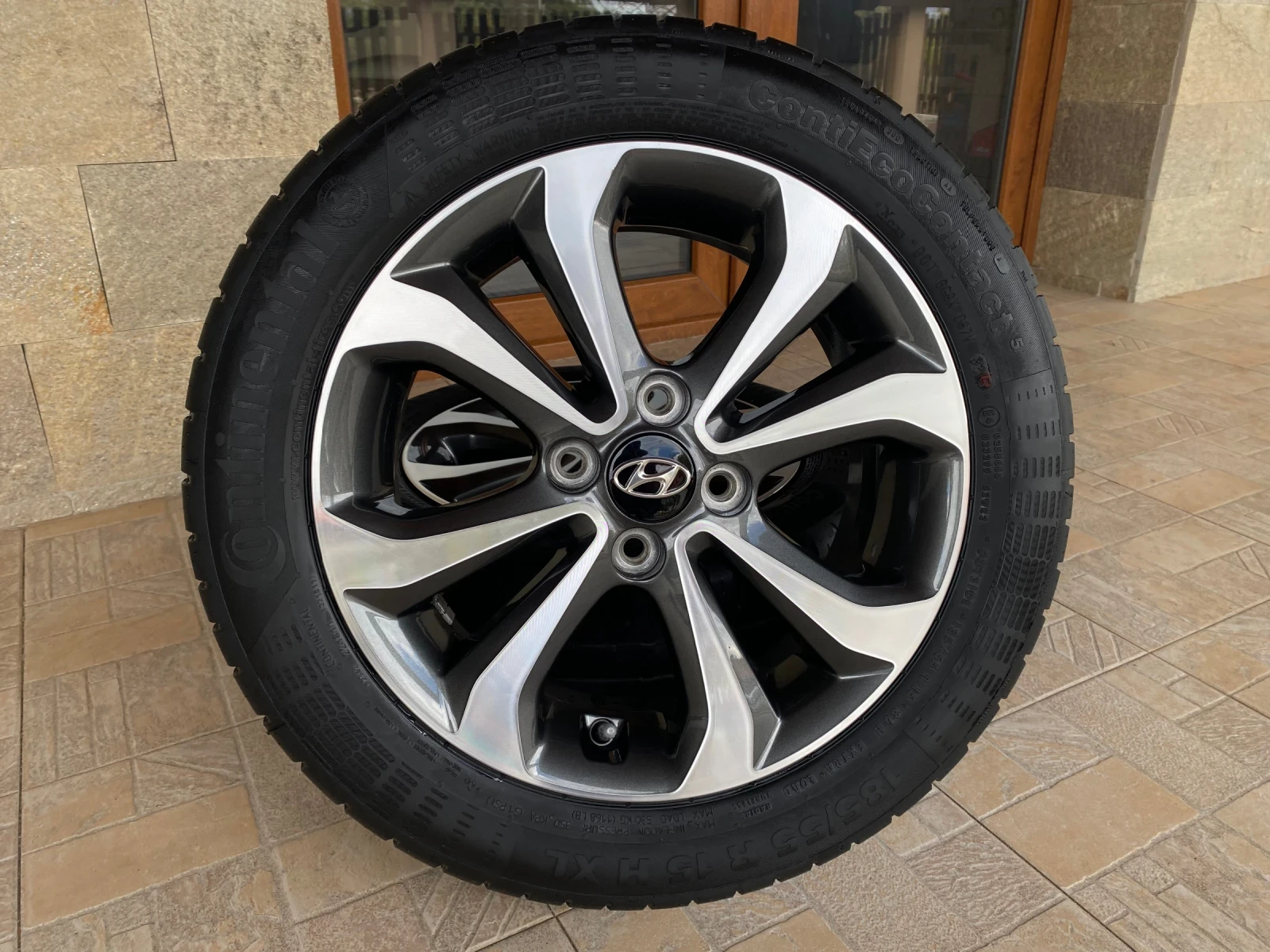 ���� � ������ 185/55R15 �� Hyundai I20 | Mobile.bg � ����������� 7
