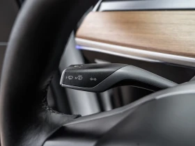 Tesla Model Y Y Long Range 4x4, снимка 11