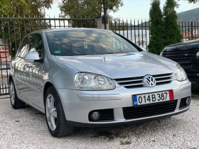 VW Golf 1.6i 102PS NAVI CAMERA Facelift, снимка 2