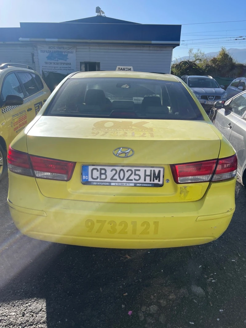 Hyundai Sonata, снимка 4 - Автомобили и джипове - 44195113