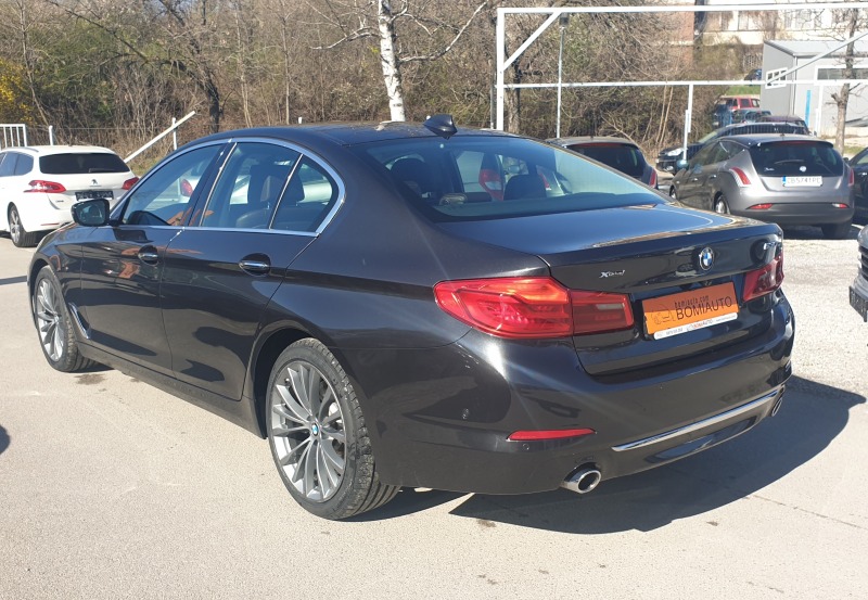 BMW 530 D* XDrive* EURO-6C* LED* NAVI* 4X4* КОЖА* MMI, снимка 4 - Автомобили и джипове - 46260332