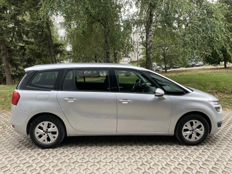 Citroen C4 Picasso от БЪЛГАРИЯ 7 места, снимка 4 - Автомобили и джипове - 46717807