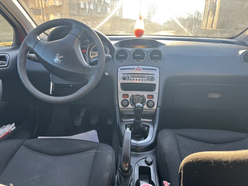 Peugeot 308 1.6 HDI, снимка 8 - Автомобили и джипове - 48849579