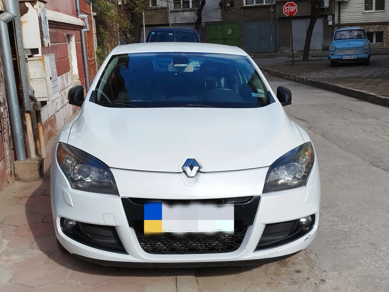 Renault Megane Monaco GP, снимка 3 - Автомобили и джипове - 49337175