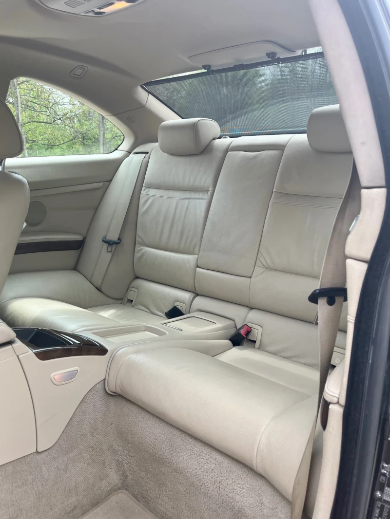 BMW 320 d xDrive Keyless, снимка 9 - Автомобили и джипове - 52409504