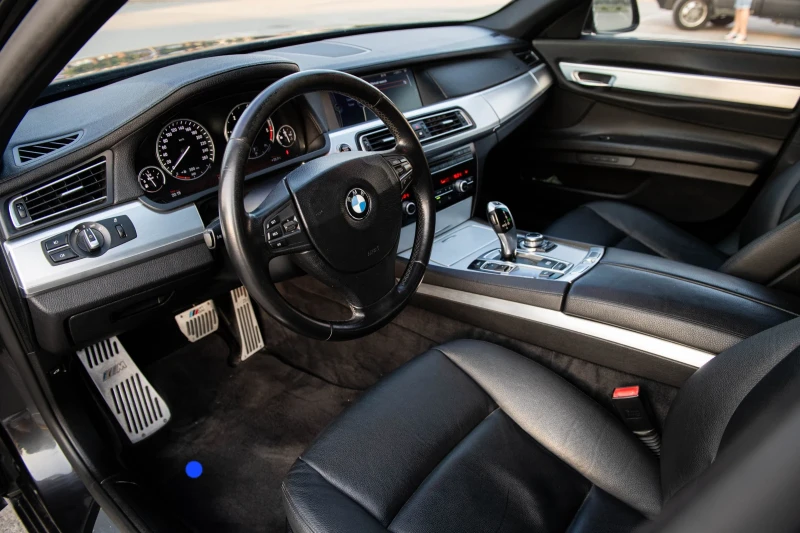 BMW 730, снимка 10 - Автомобили и джипове - 52841853