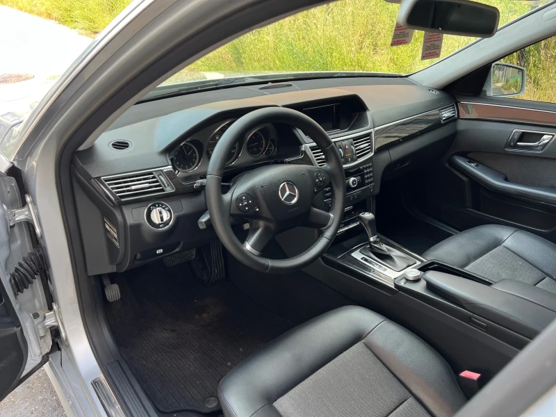 Mercedes-Benz E 250, снимка 7 - Автомобили и джипове - 52498487