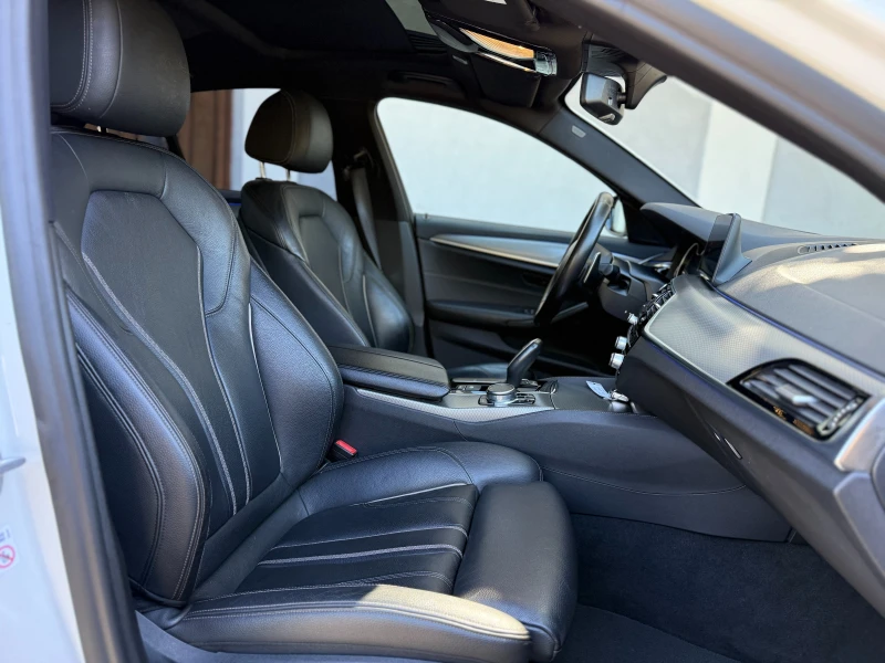 BMW 530 M Pack/Head Up/Adaptive Led/Comfort, снимка 16 - Автомобили и джипове - 51734418