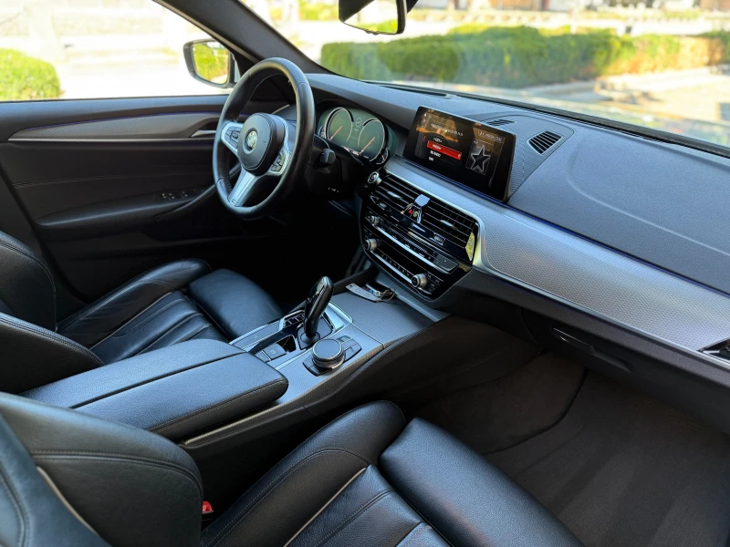 BMW 530 M Pack/Head Up/Adaptive Led/Comfort, снимка 14 - Автомобили и джипове - 51734418