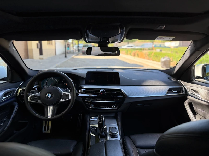 BMW 530 M Pack/Head Up/Adaptive Led/Comfort, снимка 12 - Автомобили и джипове - 51734418